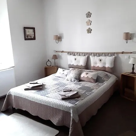 Chez Domi Jardin Du Bourg Bed & Breakfast *