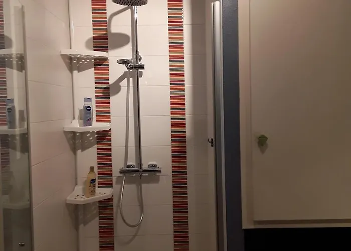 Chez Domi Jardin Du Bourg 住宿加早餐酒店